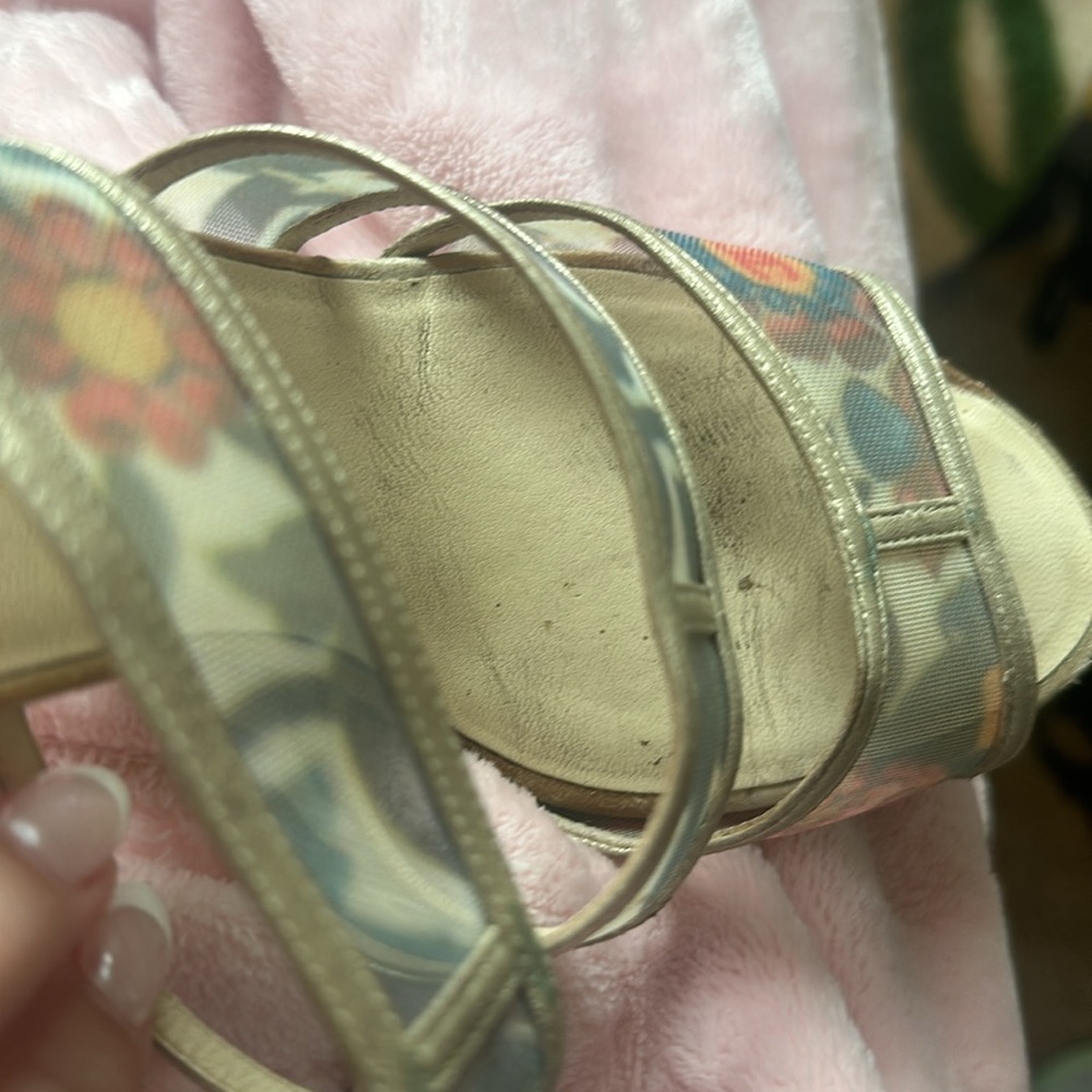 Chanel heels - Picture 10 of 11